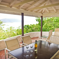 Genip Tree House